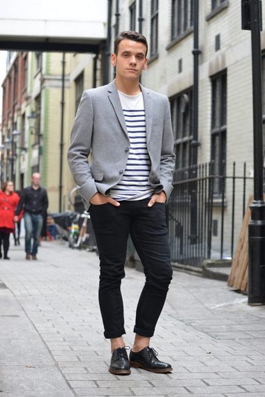 large_ef5b533a-8116-44f4-89d9-a1c0fe193e5b