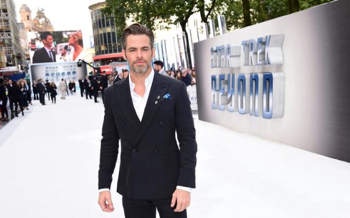 103116756-star-trek-pine-large_trans++H7ePlBY3E4z00ksx7LiwuvI1LAPtc10_HyBKX6CzSSs - Copy