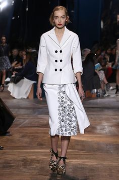 227920f2b9deeaeea0695ef45c21e6bb