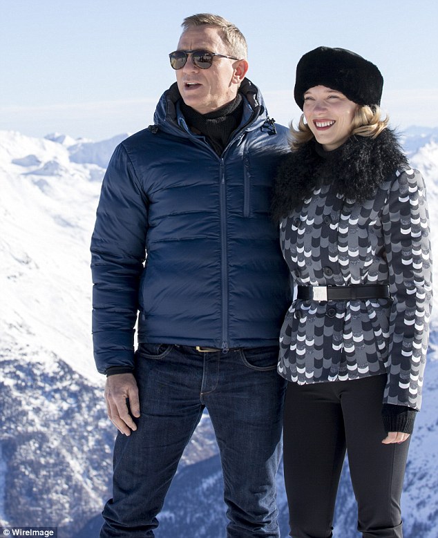 2D2CE32B00000578-3264241-Lucrative_role_Craig_has_banked_millions_of_dollars_thanks_to_Ja-m-25_1444261393452