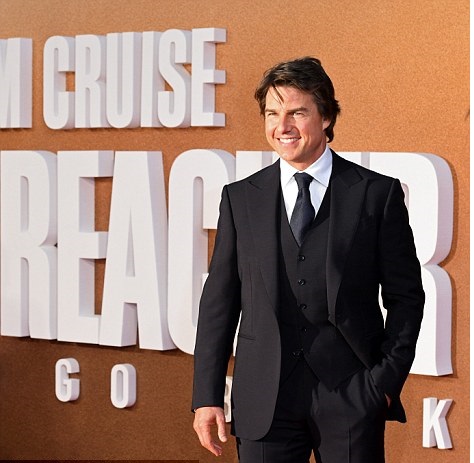 398edbf000000578-3856662-image-a-251_1476990972440