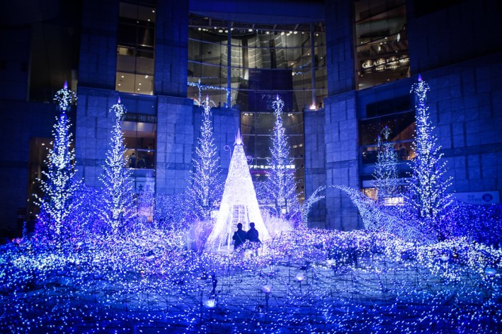 shiodome-christmas-illuminations-tokyo-japan