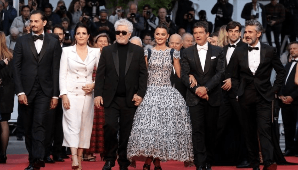 Screen Shot 2019-05-26 at 19.45.09.png