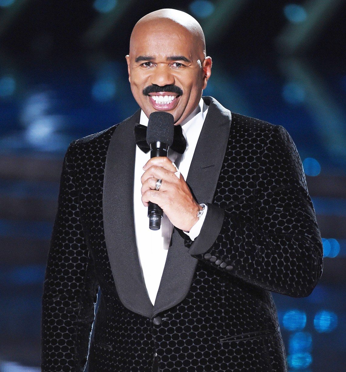 steve-harvey-a134da4d-32b4-47ed-b06f-2fa3b90fa2d4.jpg